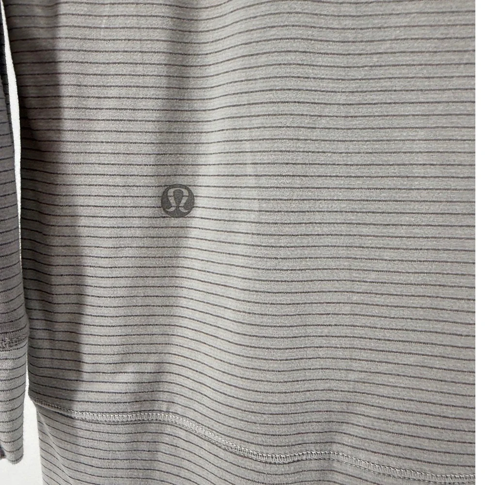 Lululemon Swiftly Tech Henley Long Sleeve Grey Stripe Anti-Odor Shirt Size‎ 10